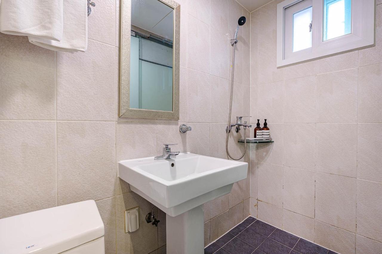 Hotel Less Séoul Extérieur photo